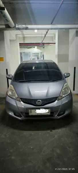 Dijual Honda Jazz GE8 S AT 2012