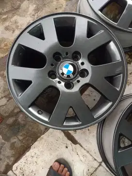 Ori BMW ring 16 x 7in