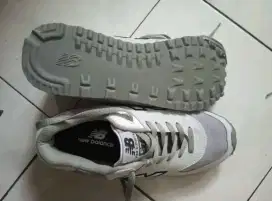 Sepatu NB 574 ORIGINAL SECOND