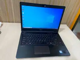 Laptop Fujitsu Lifebook U748 Core i7 GEN 8 Ram 8/256Gb 14-inc R-EC