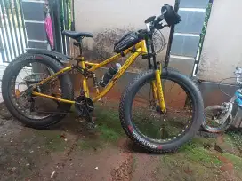 Sepeda mtb 26 ban besar Xavior super orca