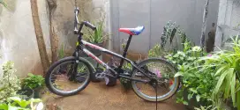 SEPEDA BMX WIMCYCLE ANAK REM TORPEDO UK20