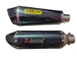 Knlpot Akrapovic dan Arrow