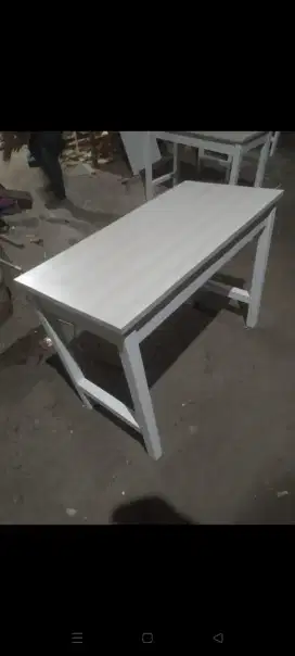 Meja ukkuran 100x500x74,lapis HPL