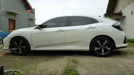 Civic Turbo Hatchback 2019