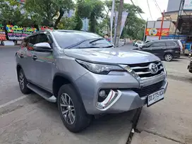 OBRAL MURAH New Fortuner 2.4 VRZ TRD 2017 sportivo GR 2021 pajero 2018