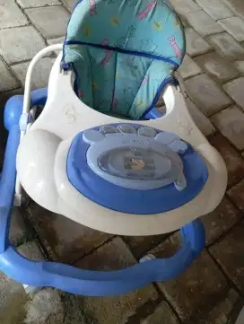 Dijual baby walker