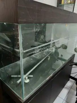 Forsale aquarium ukr 150 x 65