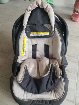 Car seat graco 0-6 bulan