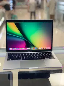 Macbook Pro 13 inch 2020 i5 16/512GB