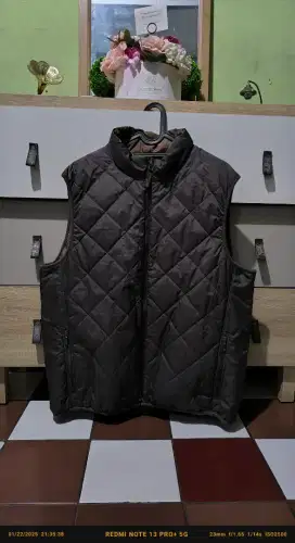 UNIQLO Reversible Brown Vest Original