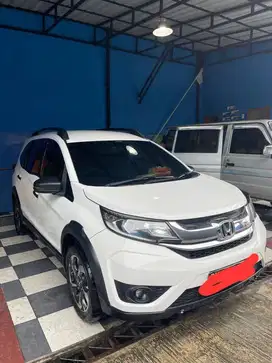 Honda Br-V (2016) MT, odo 100.000+, NEGO