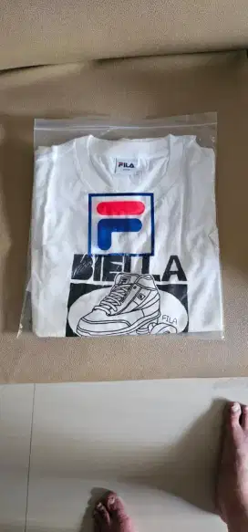 Kaos merk Fila baru gress