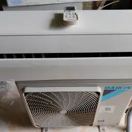 Jual AC bekas ½ PK & pemasangan ac serta perbaikan AC dll