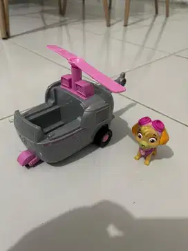Mainan paw patrol Sky