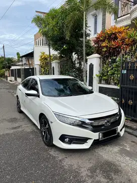 Honda Civic 2017 Bensin