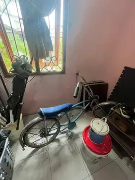 Sepeda Lowrider