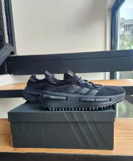 Sepatu Sneakers Adidas Originals NMD_S1