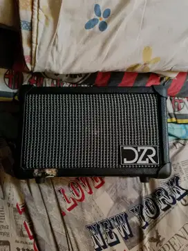 Dijual Ampli Gitar sudah support distorsi dan bluetooth