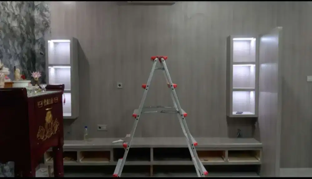 Backdrop TV minimalis tempahan