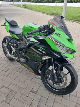 KAWASAKI ZX25R ABS KRT