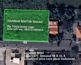 Tanah kosong pinggir jalan raya pasar kedamean