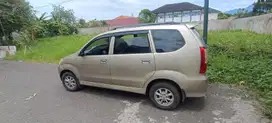 Daihatsu Xenia 2004 Bensin