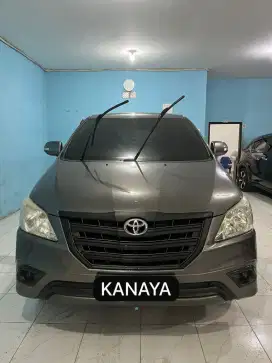 Toyota Kijang Innova G AT 2014 Diesel ODO Rendah Full Original