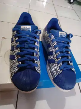 Sepatu adidas superstars snake pack ori size 42