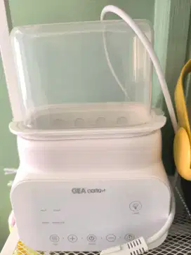 Gea steril botol dan pemanas asi
