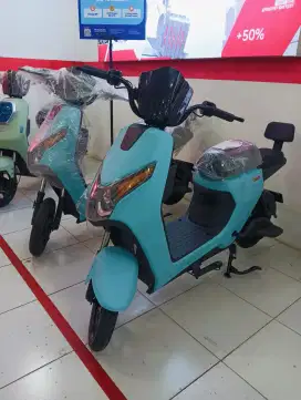 PROMO CASH KREDIT SEPEDA LISTRIK D60