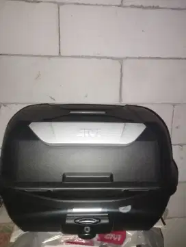 Box GIVI E43 NTL