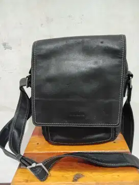 Tas Kulit Asli Sling Pria