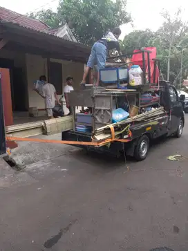 Jasa Tenaga Bongkar tukang angkut barang pindahan rumah ruko kantor