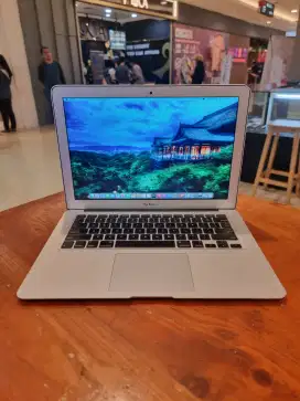 Macbook Air 13 Early 2015 RAM 8 Gb SSD 128 Gb