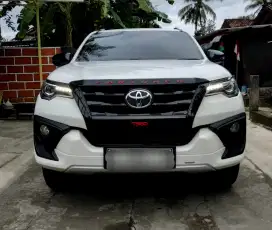 Fortuner 2.4 TRD'S 2019 Istimewa