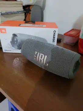 JBL Charge 5 - Grey