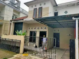 Dikontrakkan Rumah di  jakal km 10 Selatan Kampus UII dlm Cluster 