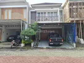 Rumah bagus full furnished di cluster elite gentan solo