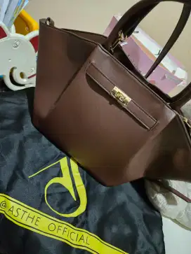 Tas brand lokal asthe