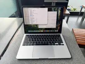 Macbook Air M3 256GB Like New