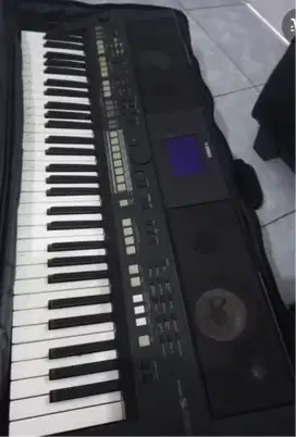 Dijual Murah Keyboard Yamaha PSR S 650 di Medan