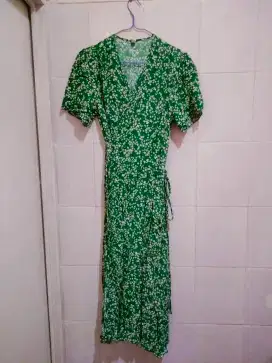 Dress sifon adem hijau bunga bunga
