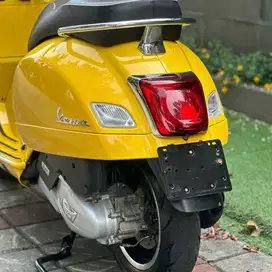 Vespa GTS 150 4V IGET ABS LED FACELIFT TH 2019 Warna Yellow , PERFECT