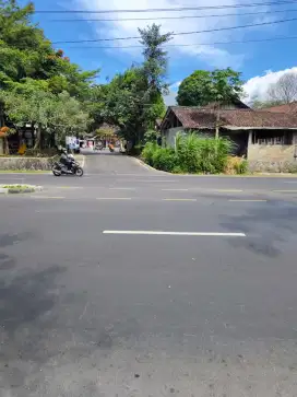 tanah pekarangan dekat Jalan Lingkar Selatan Kota Salatiga