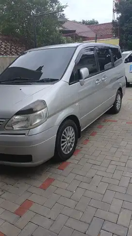 Nissan Serena 2011 Bensin