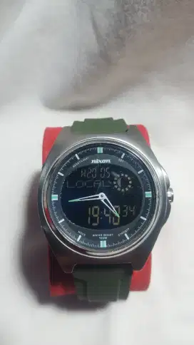 Jam nixon digital dan analog