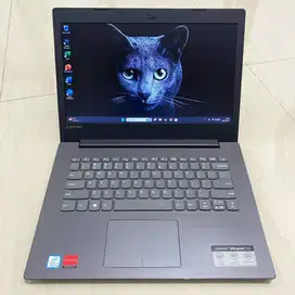 Laptop i5-8250U (8 CPU) VGA Radeon 2GB SSD 256GB + HDD 1TB. Lenovo 330