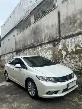 Honda Civic FB2 Manual Putih Istimewa