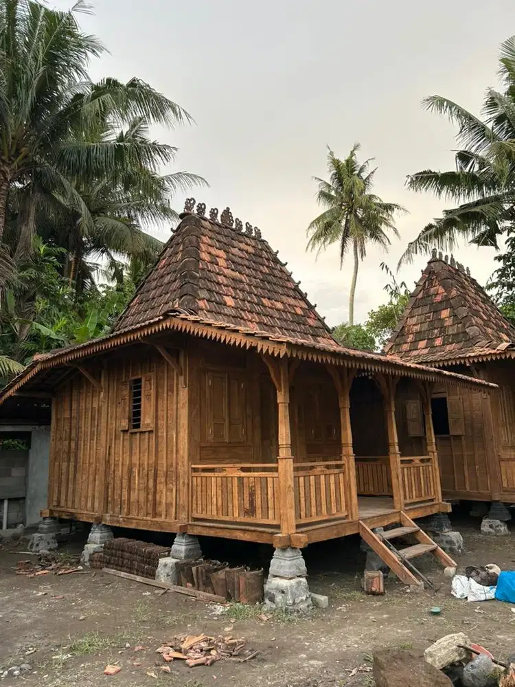 Rumah Joglo mini Gladak